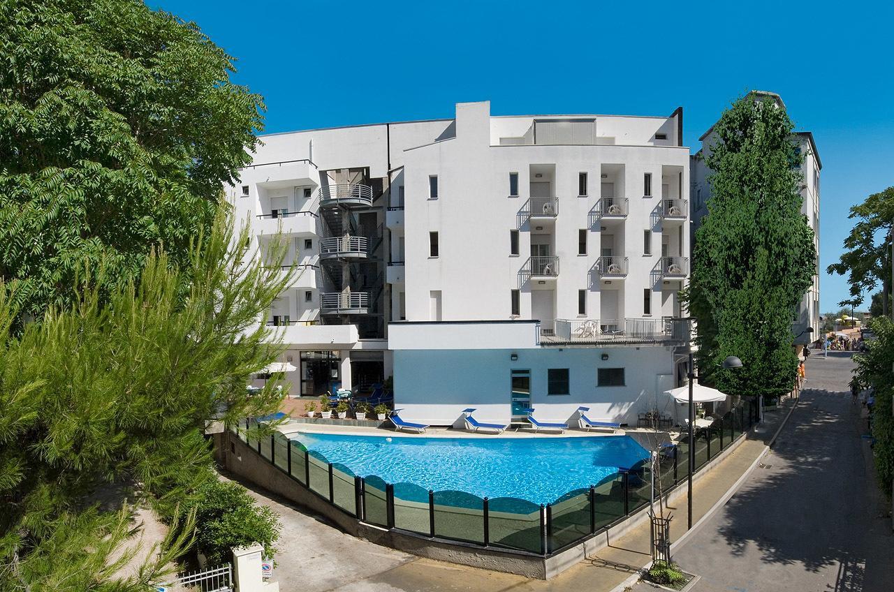 Hotel Bellevue Cattolica Extérieur photo